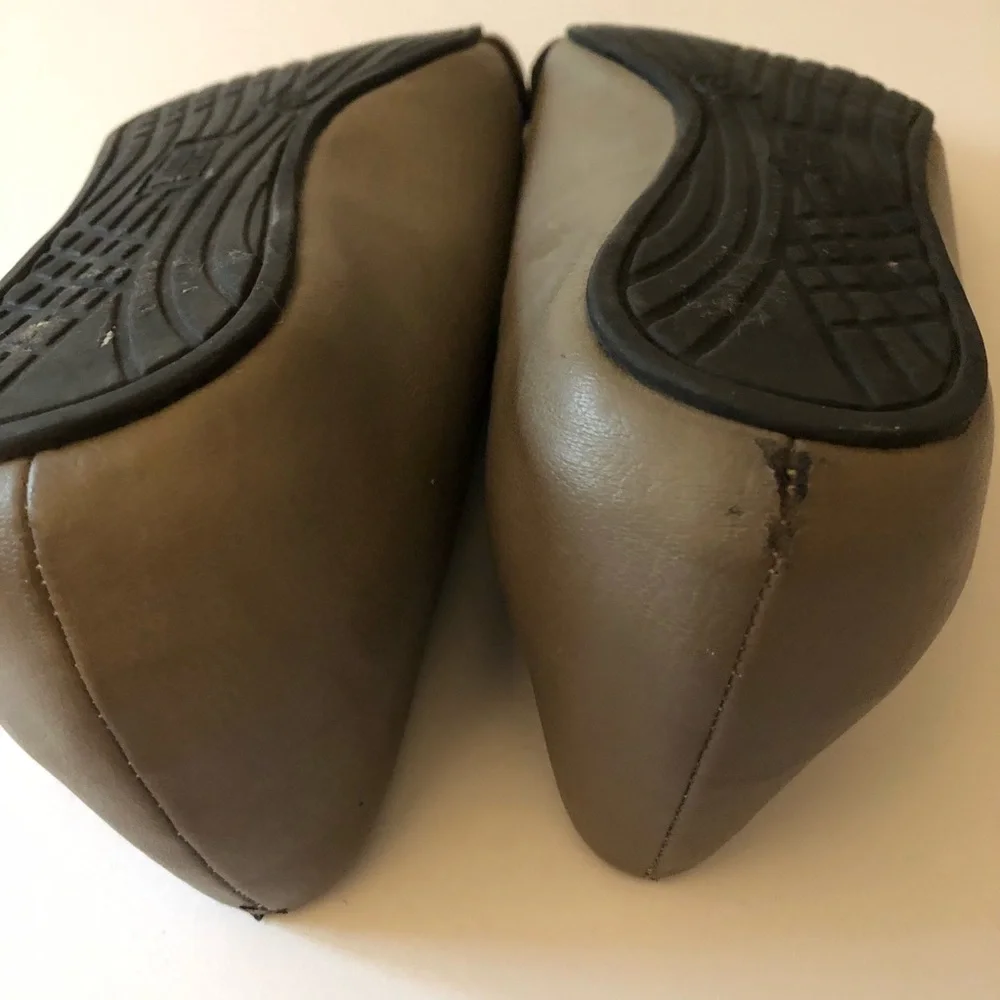 Mossimo Gray Hardware Flats